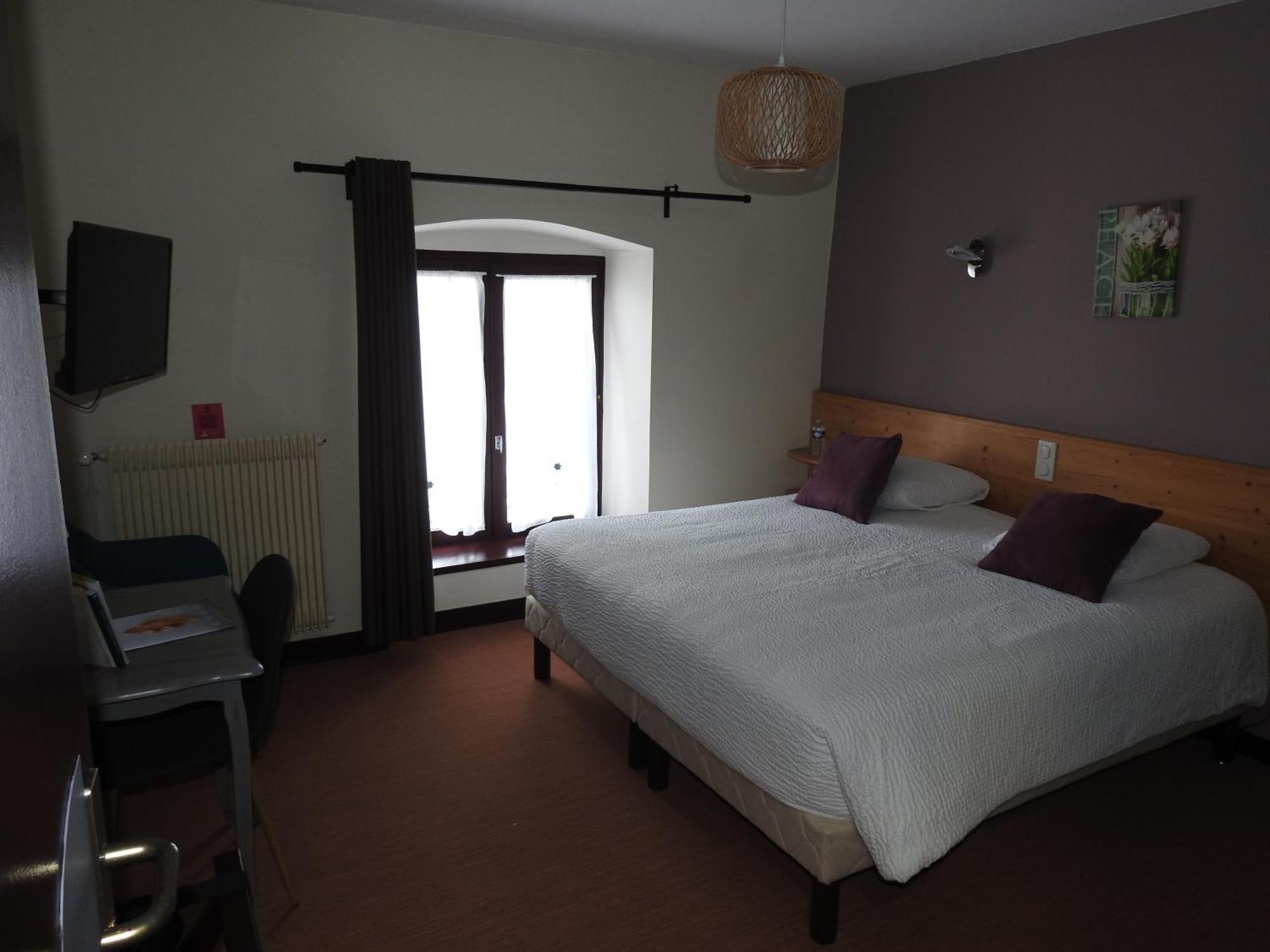 Le Barriol Hotel Saint-Julien-Chapteuil Ngoại thất bức ảnh